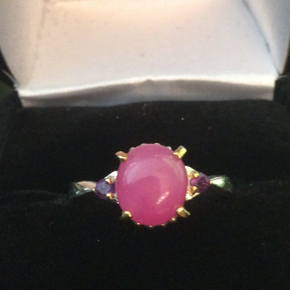Genuine Ruby Cabochon Ring - Picture 4 of 9